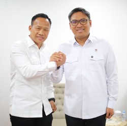 Petinju Daud Yordan Tiba-Tiba Tantang Wamentan Sudaryono, Ada Apa?