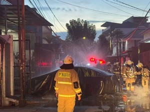 BYD Indonesia Investigasi Mobil Listrik Seal yang Keluar Asap di Palmerah