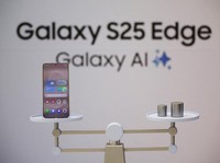 HP Baru Samsung Salip iPhone Air, Intip Bodi Tipis Galaxy S25 Edge