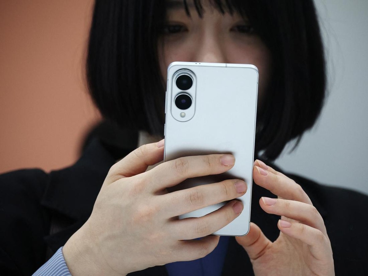 Pasar Smartphone Global Naik, Samsung dan Apple Kuasai Pertumbuhan Q3 2025