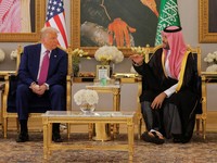 Trump Sambangi Putra Mahkota MBS, Normalisasi Arab Saudi-Israel Jadi?