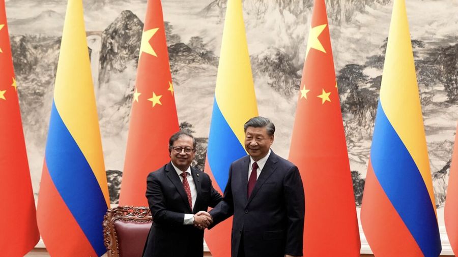 Chinese President Xi Jinping shakes hands with Colombian President Gustavo Petro during a signing ceremony held at the Great Hall of the People in Beijing, China, October 25, 2023. Ken Ishii/Pool via REUTERS/File Photo