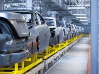 Industri Otomotif Dunia Panik, Aksi China Mengundang Malapetaka