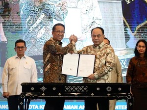Menkop Yakin Legalitas Kopdes Merah Putih Lebih Cepat Usai MoU Kemenkum