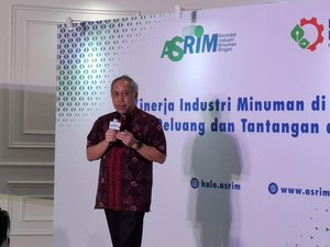 Kelas Menengah Turun Kasta Bikin Industri Minuman Ringan Loyo