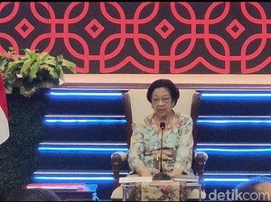 Megawati Singgung Polemik Ijazah Jokowi: Kok Susah Amat, Kalau Betul Kasih Aja