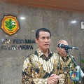Amran Puji Petani, Bantu Warga Bumi-RI Tak Lagi Borong Beras Impor