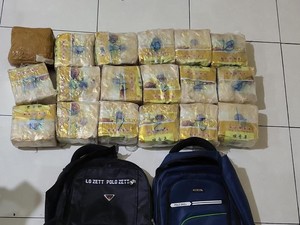 Polda Riau Gagalkan Penyelundupan 18 Bungkus Sabu dalam Kemasan Teh China