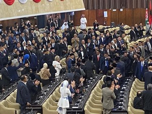 Prabowo Hadiri Pembukaan Konferensi Parlemen OKI di DPR, Disambut Puan