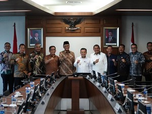 Al Haris Temui Menteri PU, Perjuangkan Pembangunan Merata di Jambi