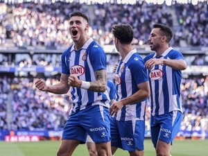 Video: Hajar Espanyol 2-0, Barcelona Juara La Liga!