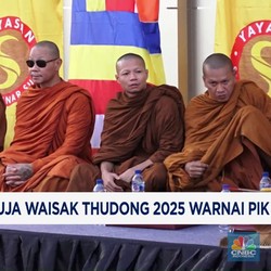 Video: Penuh Makna, Puja Waisak Thudong 2025 Warnai PIK