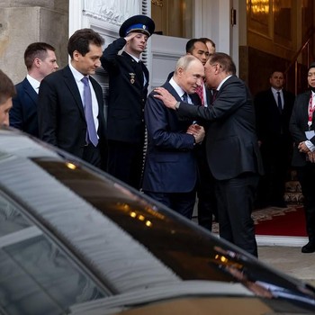 Potret Anwar Ibrahim Minta Bantuan Putin Ungkap Misteri Pesawat MH17