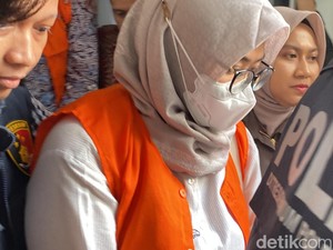 Pakai Rompi Oranye, 3 Tersangka Kasus PPDS Undip Resmi Ditahan