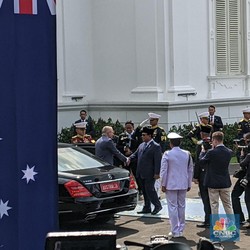PM Australia Tiba di Istana Merdeka, Disambut Langsung Prabowo