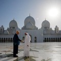 4 Fakta Kunjungan Mewah Donald Trump Keliling Negara Timur Tengah