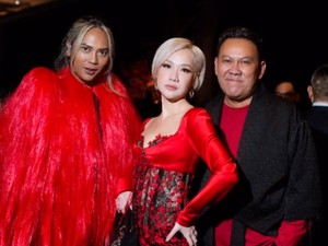 Gaya Unik nan Stylish BCL Padukan Siluet Kebaya Panjang Dengan Mini Skort