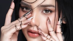 Akting Davina Karamoy Sukses Bikin Arya Saloka Tergoda