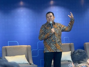 Mengejutkan! Ada Aktivasi 700 Ribu Nomor Seluler Setiap Hari