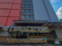 Mal Terkenal di Manggarai Dibiarkan Terbengkalai, Parkiran Bak Kuburan