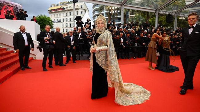 Potret Syahrini hingga Tom Cruise Hadir di Festival Film Cannes 2025