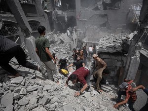 Israel Terus Serang Gaza, 62 Orang Tewas dalam Sehari