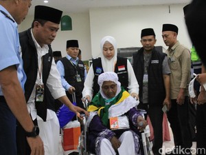Keluhkan Cuaca Ekstrem, 7 Jemaah Haji NTB Dirawat di Tanah Suci