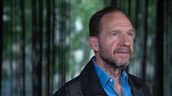 Video Ralph Fiennes Jadi Presiden Snow di Film Baru The Hunger Games