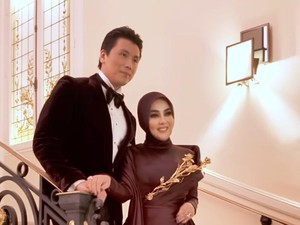 Syahrini ke Reino Barack: Terima Kasih Suamiku, Selalu Ada untuk Kami Berdua