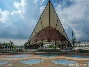Depok Baru Punya Alun-alun, Apa Karena Nggak Pernah Dijajah?