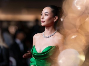 Elvira Devinamira Bersinar di Cannes 2025 Lewat Film Thriller Inggris