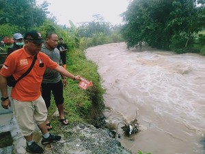 Warga Sukoharjo Tewas Usai Perahu Karet Terbalik Saat Rafting di Semarang