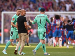 Man City Dikalahkan Crystal Palace, Guardiola Ribut sama Henderson