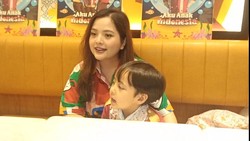 Trik Tasya Kamila Bikin Anak Betah di Lokasi Syuting