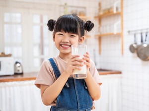 Tak Cuma Pencernaan, Probiotik Susu Morigro Bantu Jaga Mental Anak
