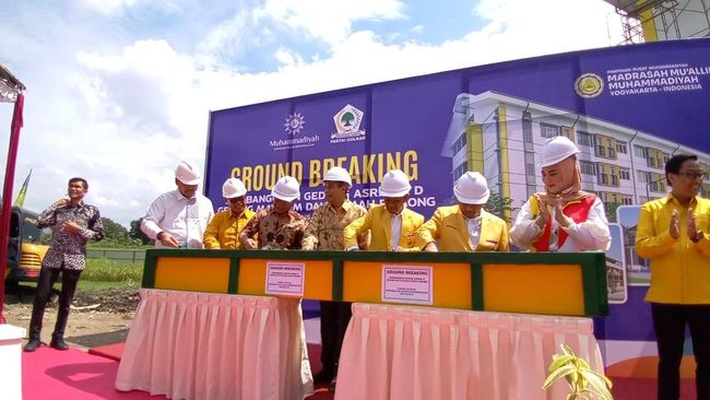 Tepati Janji, Bahlil Bangun Asrama Madrasah Muallimin di Bantul