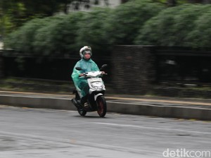 Prakiraan Cuaca DIY Hari Ini: Hujan Lebat Disertai Petir di Menoreh