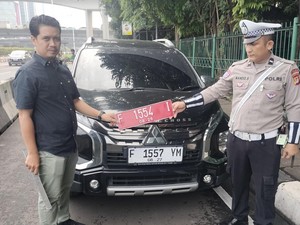 Duh! Xpander Pelat Merah Ditukar Jadi Pelat Putih, Polisi Bertindak