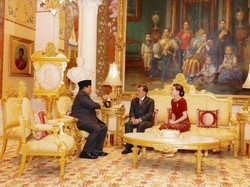 Momen Prabowo Disambut Hangat Raja-Ratu Thailand di Amphorn Royal Palace Momen Prabowo Disambut Hangat Raja-Ratu Thailand di Amphorn Royal Palace