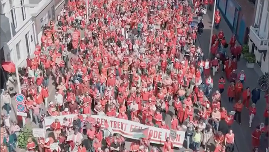 Lebih dari 100.000 orang pendukung Palestina menggelar aksi perlawanan terhadap genosida Israel dalam aksi solidaritas besar-besaran di Den Haag, Belanda, pada Minggu (18/5/2025). (Tangkapan Layar Instagram/eye.on.palestine via officialdronelady)