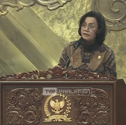 Sri Mulyani Hadir di Paripurna DPR, Bawa Pesan Penting dari Prabowo