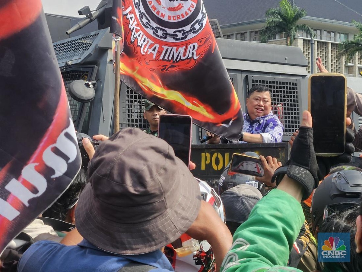 Demo Pengemudi Ojek Online di Monas, Kemenhub Diminta Revisi Tarif dan Sanksi Tegas