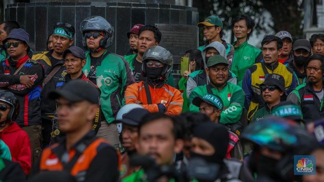 Ojol Curhat ke DPR: Sudah Dipotong, Harus Bayar Demi Dapat Order