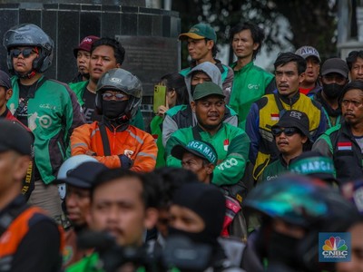 Pekerja Era Digital: Mitra Tanpa Kuasa?