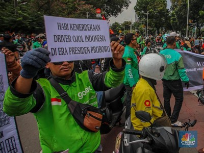 Antara Platform atau Terdampar: Isu Merger Grab-GoTo & Maroon Theorem
