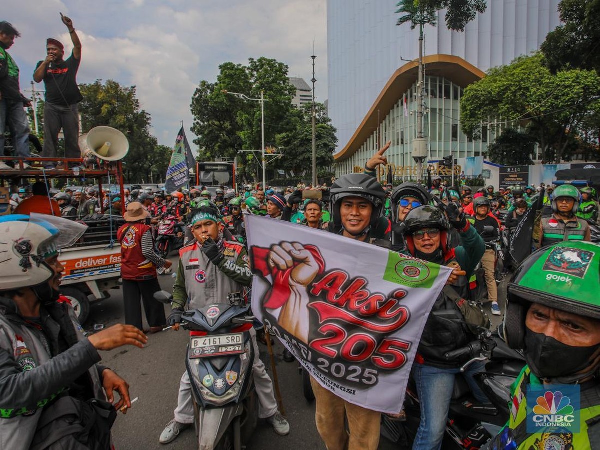 Kenapa Potongan Komisi Ojol Sengit Diperdebatkan dan Dampaknya untuk Pengemudi