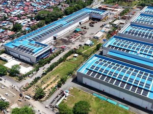 PLTS Atap Terbesar Pertamina Resmi Beroperasi di Kilang Balikpapan