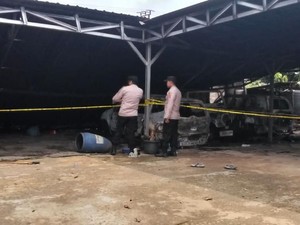 Ada Gudang Penimbunan BBM di Rumah Lurah yang Dibakar Massa di Lampung