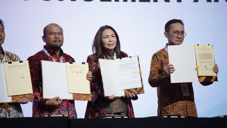 PT Perusahaan Gas Negara Tbk (PGN) menandatangani sejumlah Perjanjian Jual Beli Gas (PJBG) dan kerja sama strategis dalam forum the 49th Indonesian Petroleum Association Convention & Exhibition (IPA Convex) 2025, Selasa (20/5/2025) di ICE BSD. (Dok. PGN)