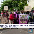 Video: Sebagian Ojol Pilih Tetap Narik Penumpang Saat Demo